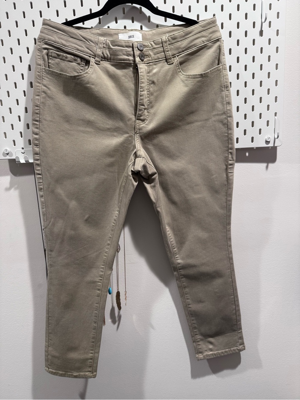 BKE Women’s Slim Straight Jeans in Khaki/Taupe